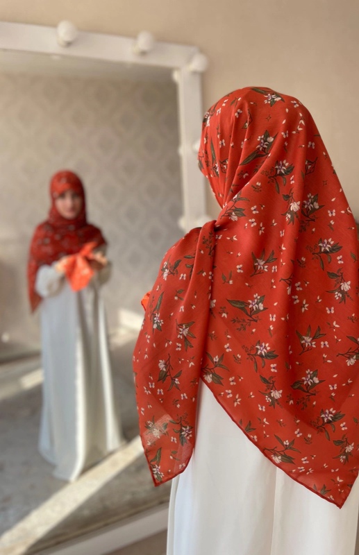 روسری نخی یک رو خوشه گل