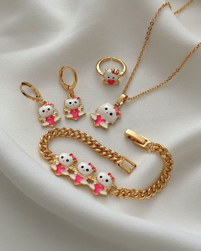 سرویس بدلیجات بچگانه برند fation Jewelry کد 24100475