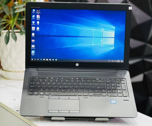 لپتاپ استوک hp مدل zbook پردازنده corei7 نسل 6 رم 16