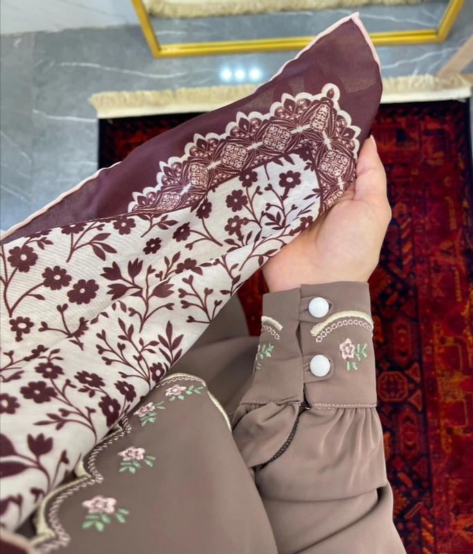 روسری نخی قواره 135