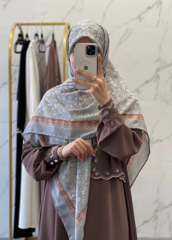 روسری نخی قواره 135