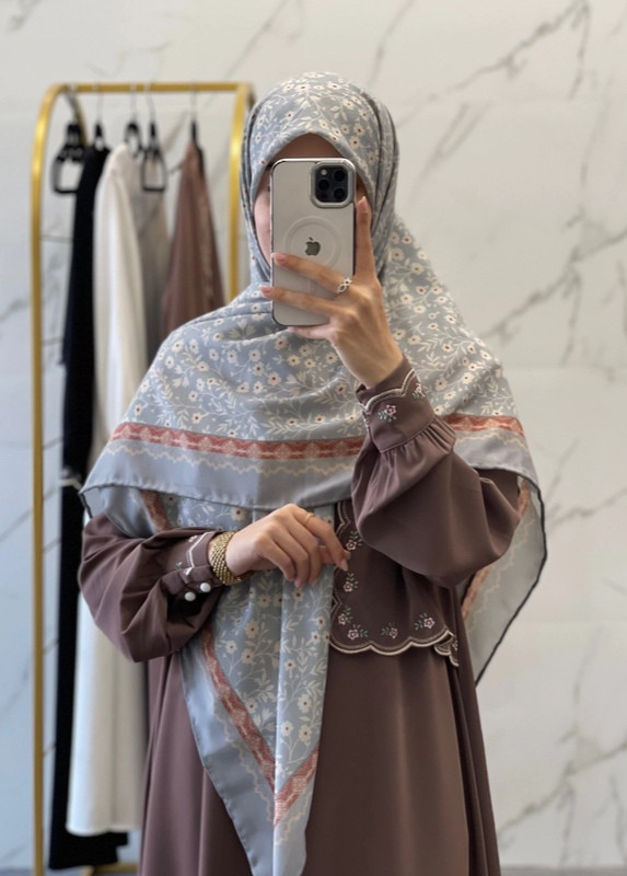 روسری نخی قواره 135