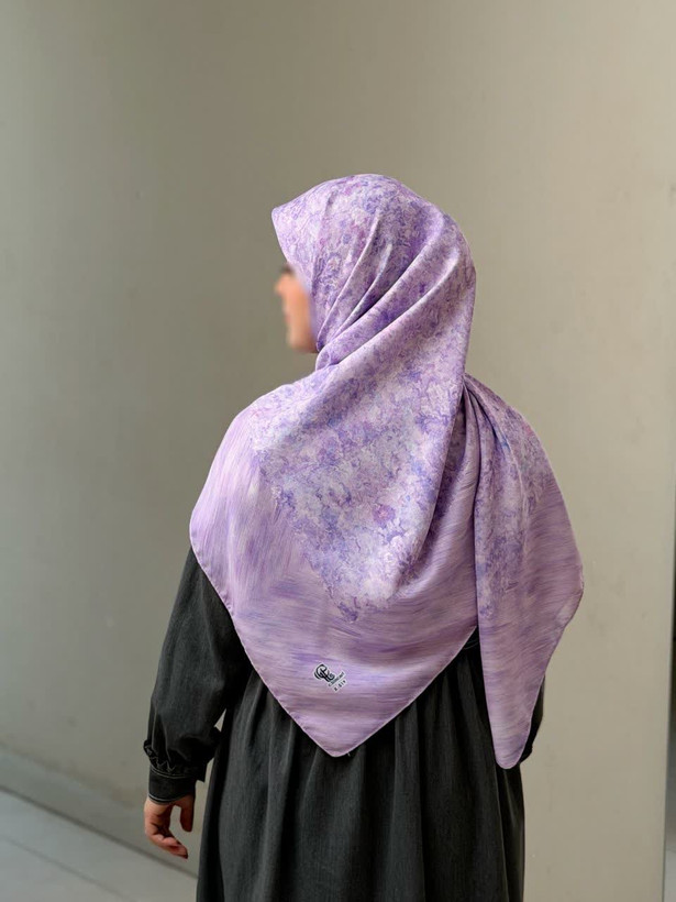 روسری کاستوم اصل قواره 140 طرح سارا